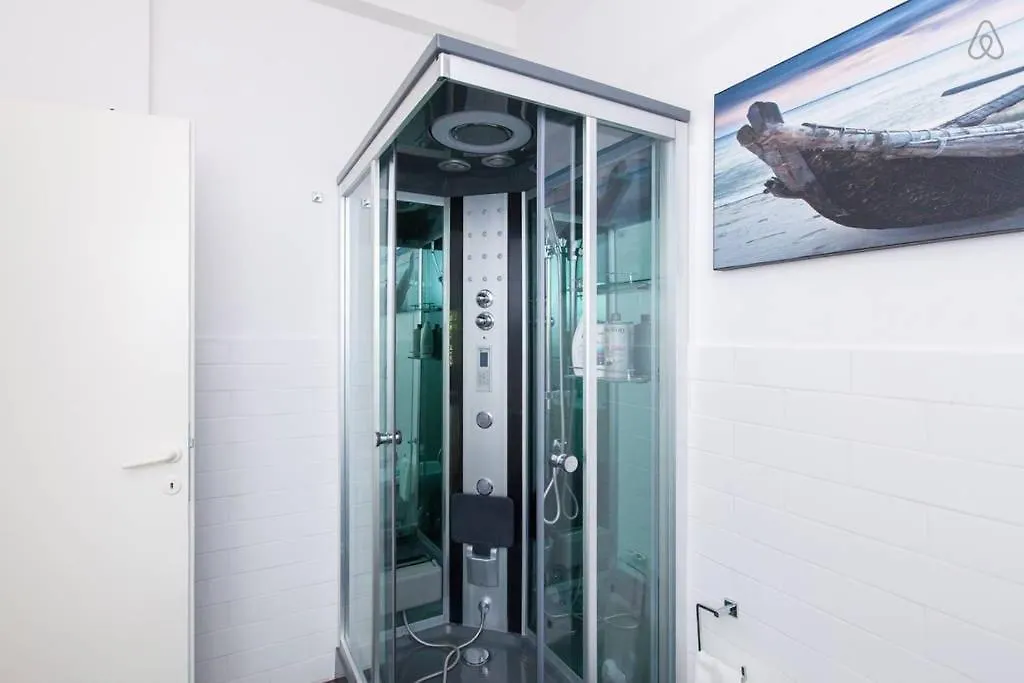 Exclusive Penthouse Rome Private Terrace Chromotherapy And Sauna 0*,  Italy